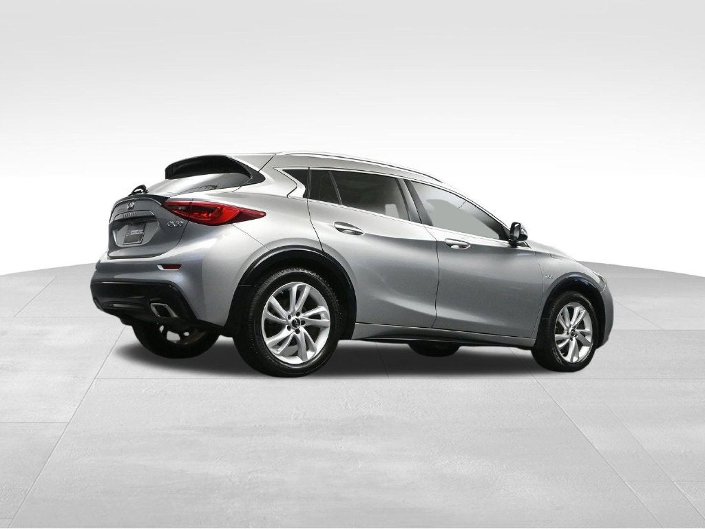 2019 INFINITI QX30 LUXE