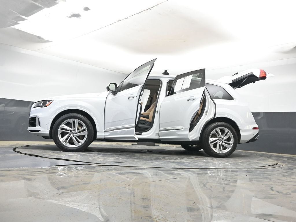 2020 Audi Q7 55 Premium Plus quattro